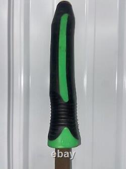 Dominator Pry Bar Curved (58C) Green Made In USA Used