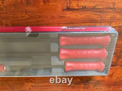 Snap-on Tools 4-Piece Striking Prybar Set SPBS704AR RED MINT NEW IN BOX