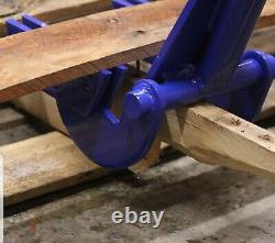 Steel Pallet Pry Bar Buster with Handle recycled timber Demolition Floor Board